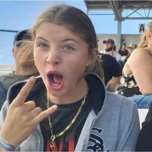 Meet your Posher, Hailey